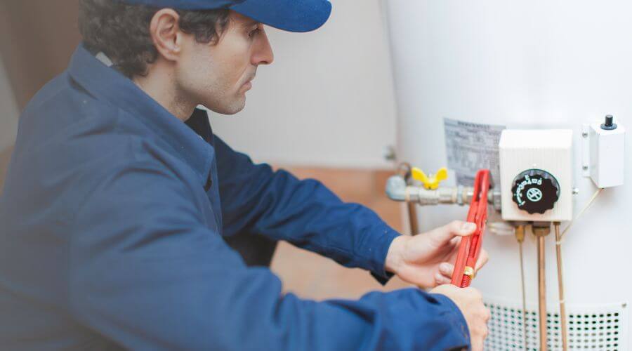 Local expert plumbing services in Hulbert, OK